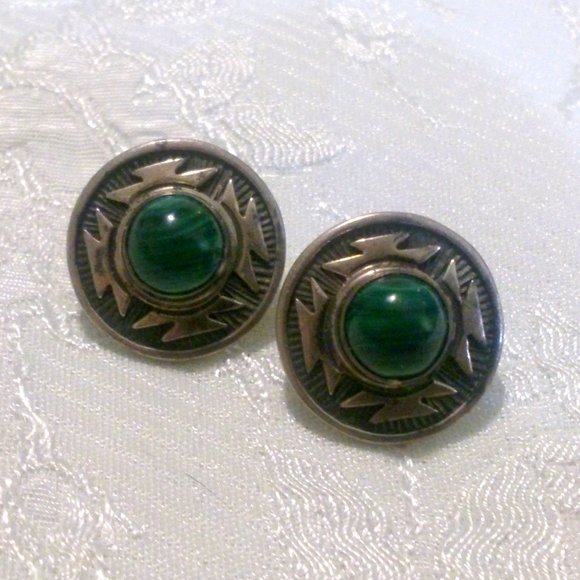 Milaine's Sterling Malachite Southwestern Earrings - Picture 3 of 4